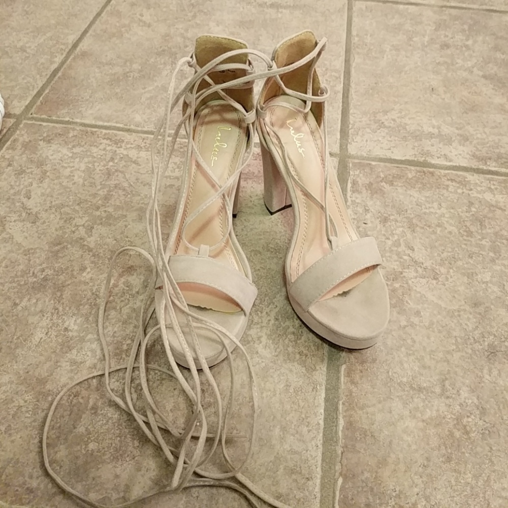 Nude Lulus Lace/Tie Up open toed heels